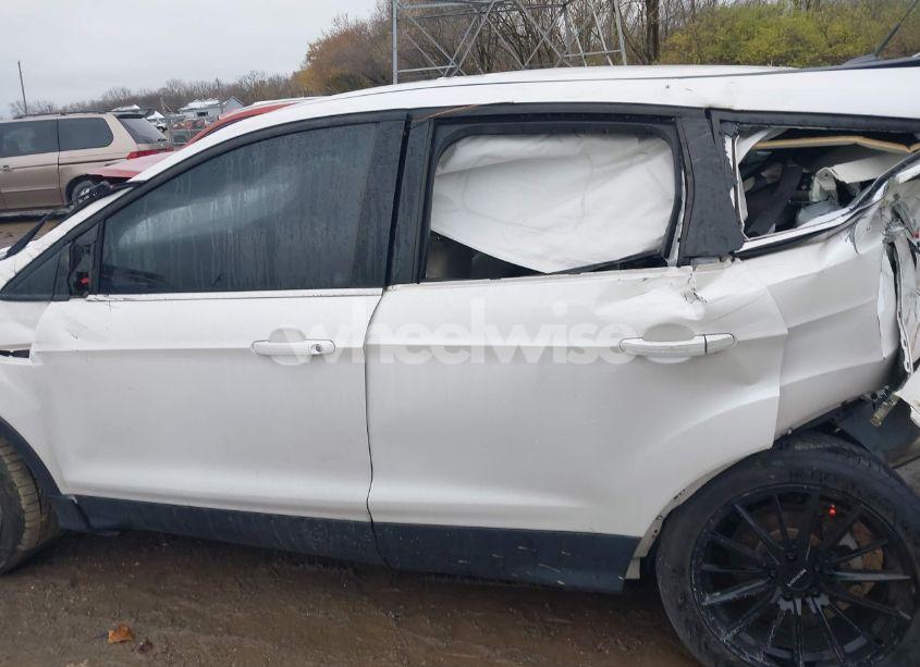 Photo 14 of 2013 Ford Escape SEL (VIN 1FMCU0HX7DUB53388)