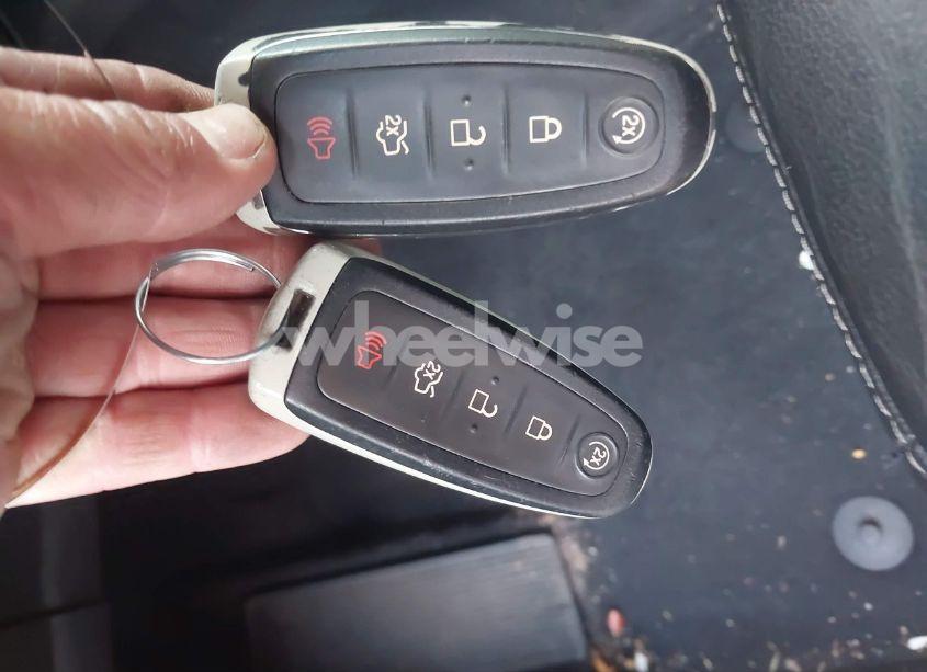 Photo 11 of 2017 Ford Escape TITANIUM (VIN 1FMCU0J90HUB14658)