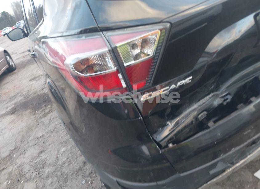 Photo 12 of 2017 Ford Escape TITANIUM (VIN 1FMCU0J90HUB14658)