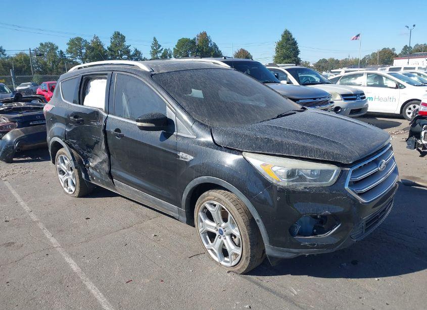 2017 Ford Escape TITANIUM (VIN 1FMCU0J90HUB48745) main photo