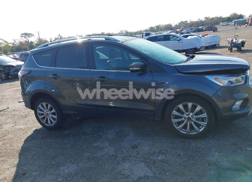 Photo 14 of 2018 Ford Escape TITANIUM (VIN 1FMCU0J90JUB40683)