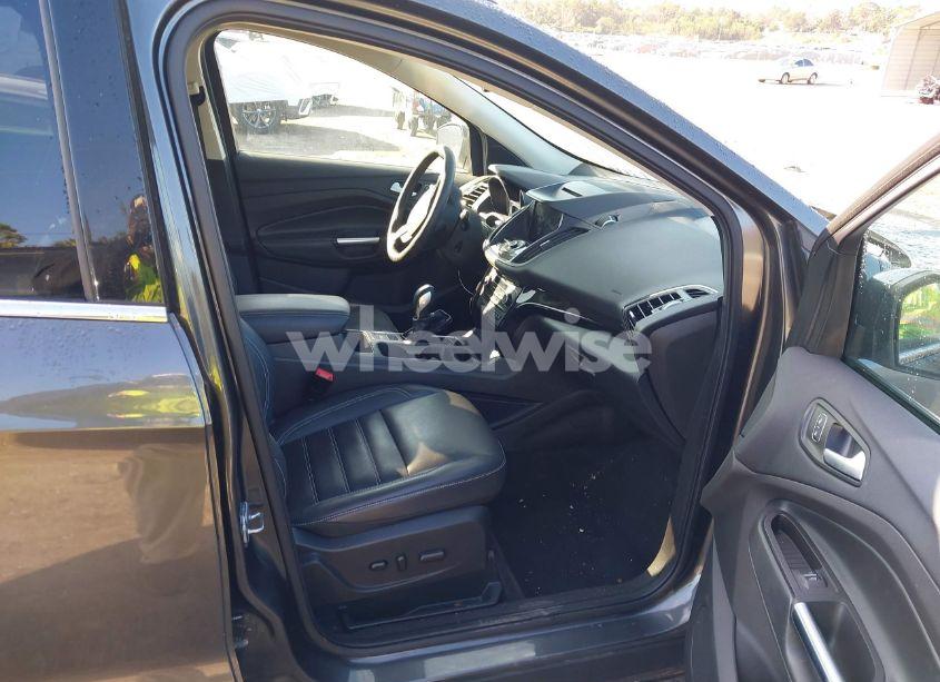 Photo 5 of 2018 Ford Escape TITANIUM (VIN 1FMCU0J90JUB40683)