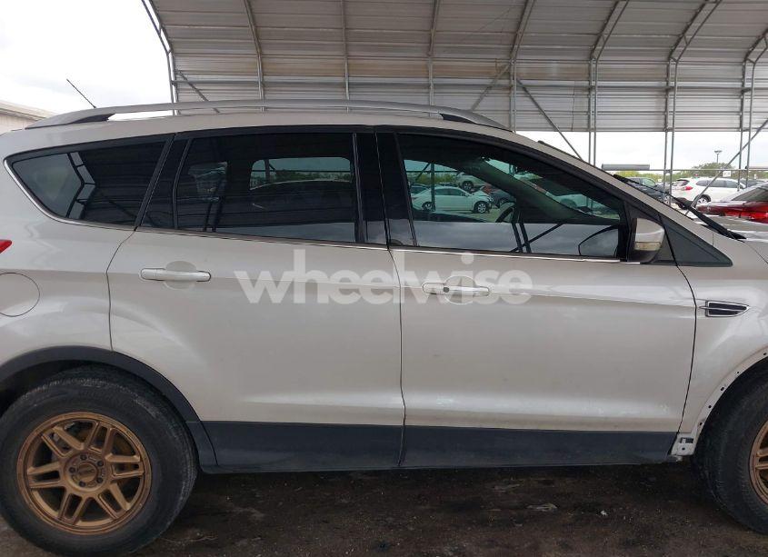 Photo 14 of 2015 Ford Escape TITANIUM (VIN 1FMCU0J91FUA27610)