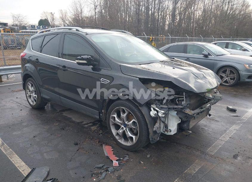 2015 Ford Escape TITANIUM (VIN 1FMCU0J91FUB87812) main photo