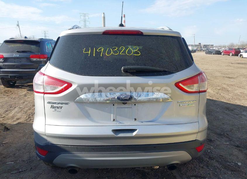 Photo 16 of 2015 Ford Escape TITANIUM (VIN 1FMCU0J91FUC41531)