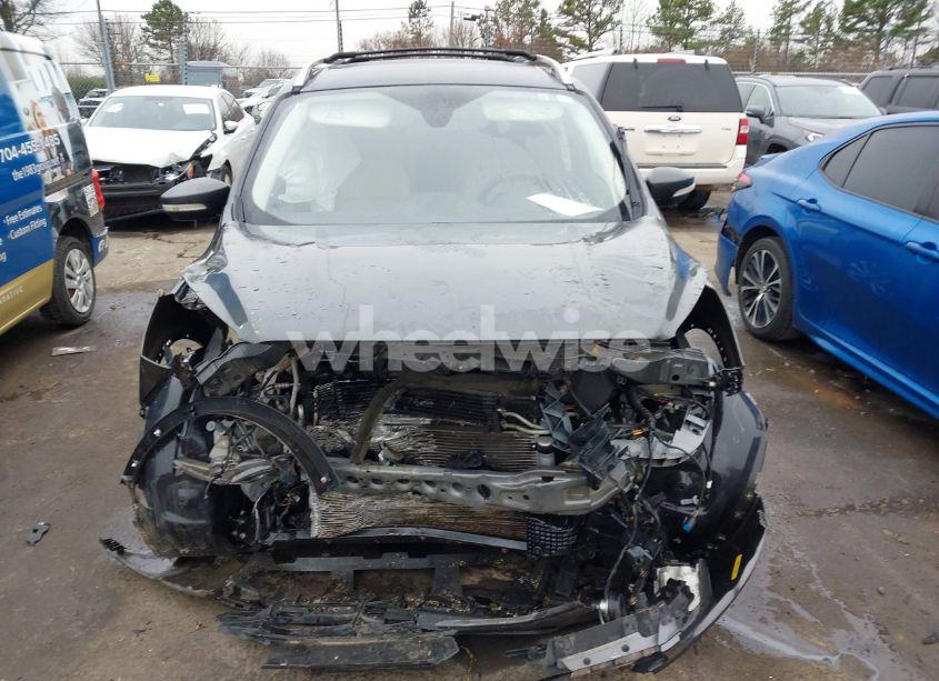 Photo 12 of 2017 Ford Escape TITANIUM (VIN 1FMCU0J91HUA25553)