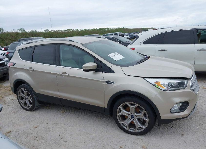 Photo 13 of 2017 Ford Escape TITANIUM (VIN 1FMCU0J91HUA27268)