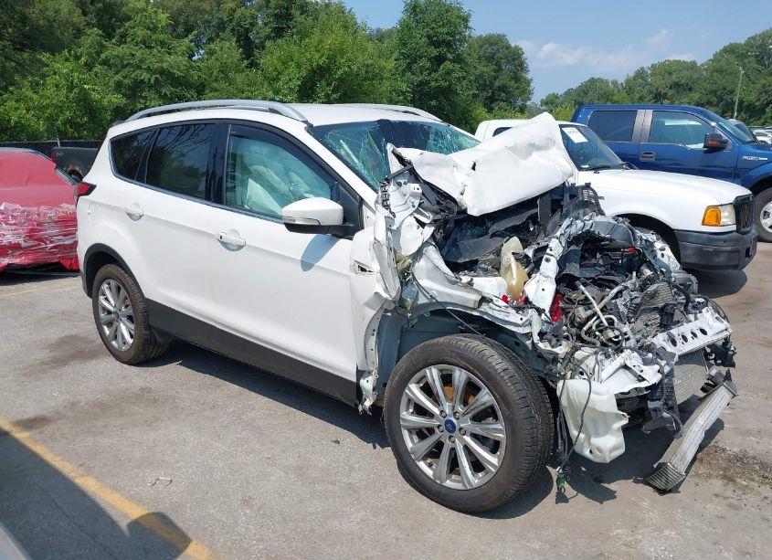 2017 Ford Escape TITANIUM (VIN 1FMCU0J91HUB60516) main photo