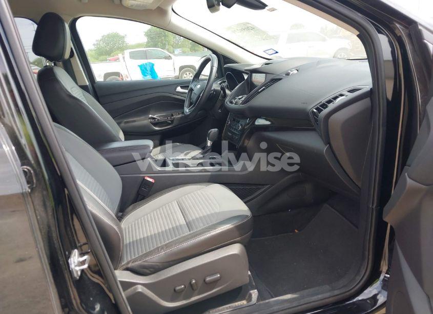 Photo 5 of 2017 Ford Escape TITANIUM (VIN 1FMCU0J91HUC13795)