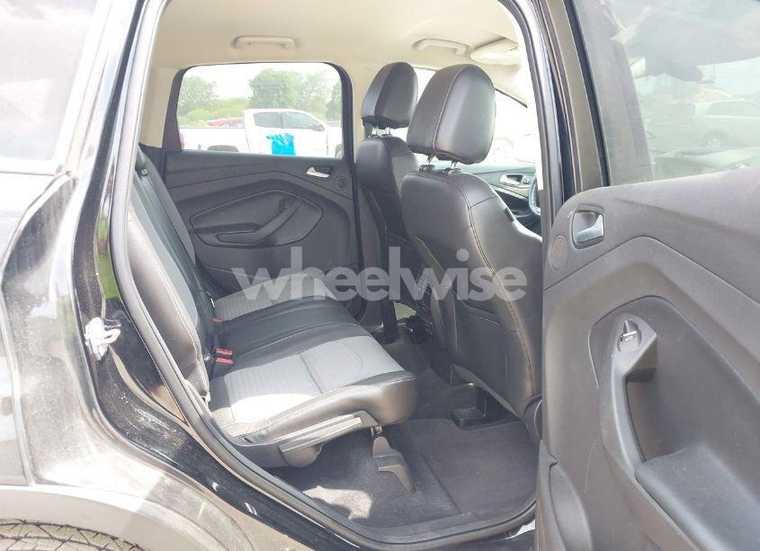 Photo 8 of 2017 Ford Escape TITANIUM (VIN 1FMCU0J91HUC13795)