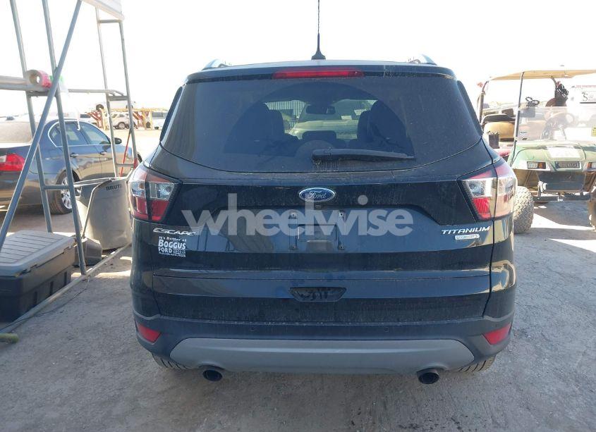 Photo 16 of 2018 Ford Escape TITANIUM (VIN 1FMCU0J91JUD58261)