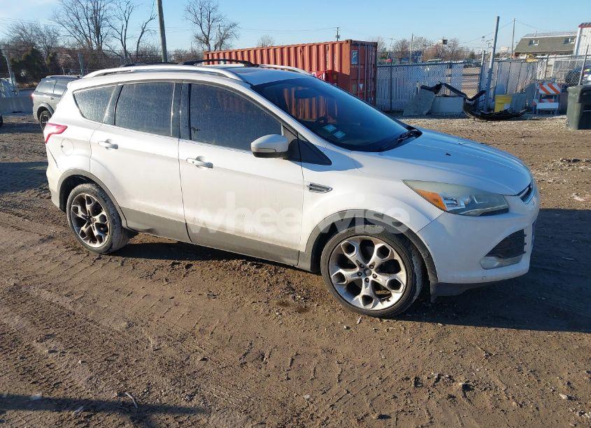 2014 Ford Escape TITANIUM (VIN 1FMCU0J92EUA19532) main photo