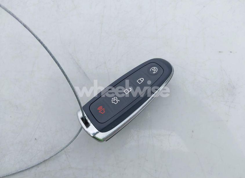 Photo 11 of 2016 Ford Escape TITANIUM (VIN 1FMCU0J92GUA92404)