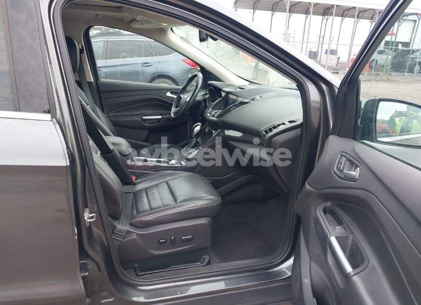 Photo 5 of 2016 Ford Escape TITANIUM (VIN 1FMCU0J92GUA92404)