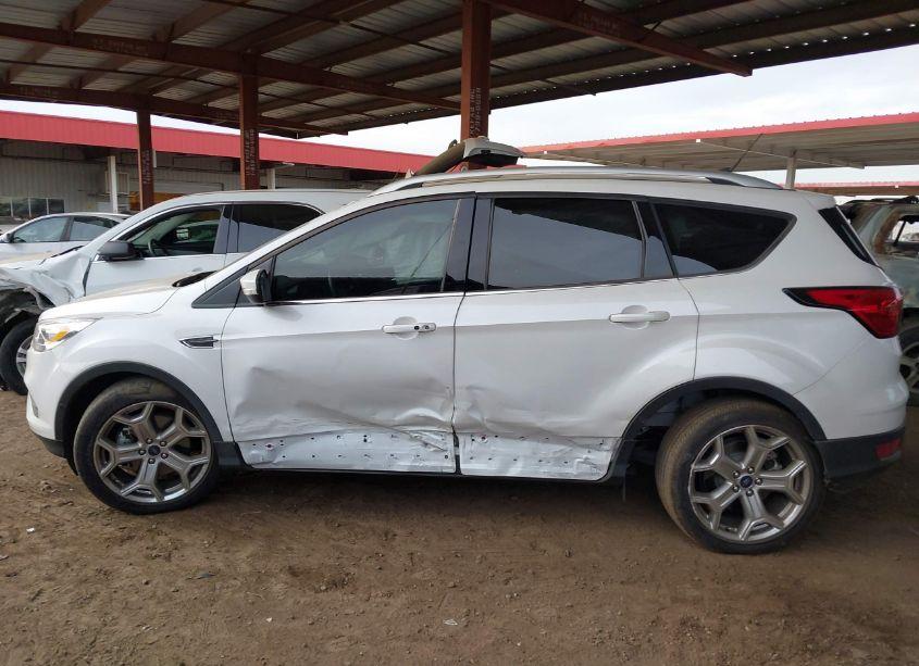 Photo 13 of 2019 Ford Escape TITANIUM (VIN 1FMCU0J92KUC09987)