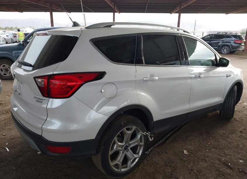 Photo 4 of 2019 Ford Escape TITANIUM (VIN 1FMCU0J92KUC09987)