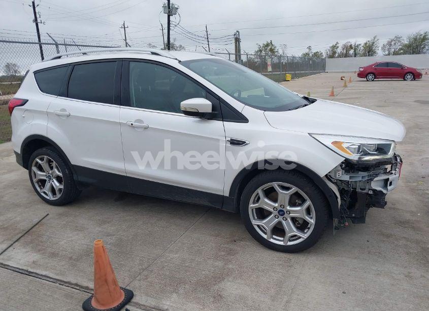 Photo 13 of 2019 Ford Escape TITANIUM (VIN 1FMCU0J92KUC29933)