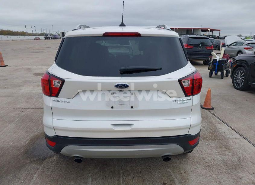 Photo 16 of 2019 Ford Escape TITANIUM (VIN 1FMCU0J92KUC29933)