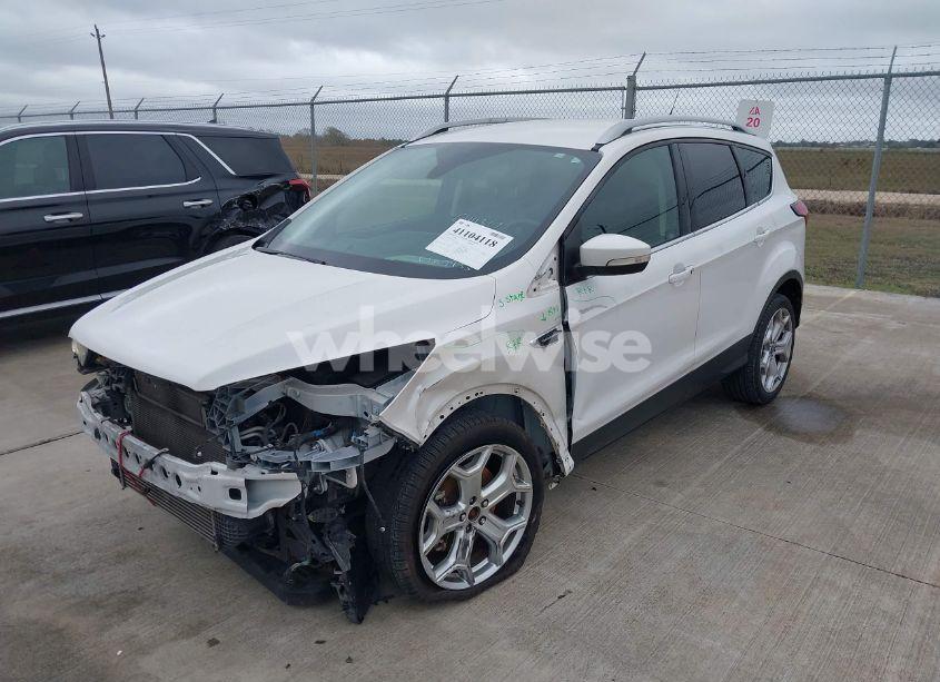 Photo 2 of 2019 Ford Escape TITANIUM (VIN 1FMCU0J92KUC29933)