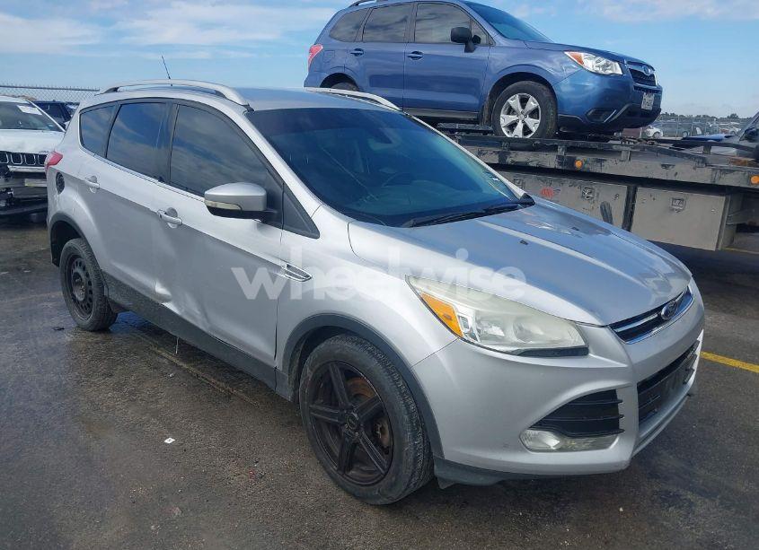 2015 Ford Escape TITANIUM (VIN 1FMCU0J93FUA59944) main photo