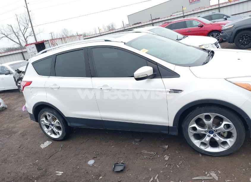 Photo 13 of 2015 Ford Escape TITANIUM (VIN 1FMCU0J93FUB12433)