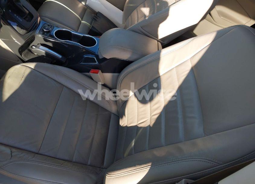Photo 15 of 2015 Ford Escape TITANIUM (VIN 1FMCU0J93FUB55623)