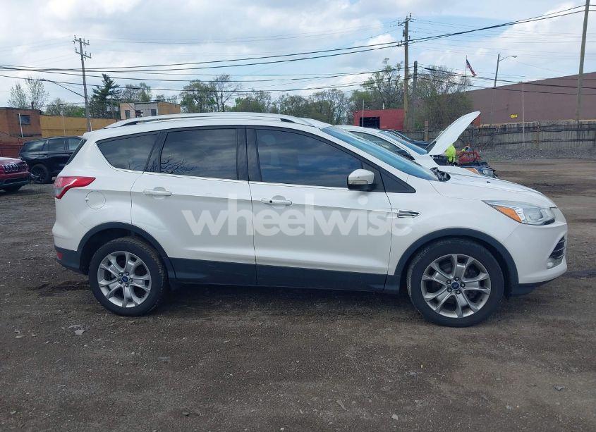 Photo 13 of 2015 Ford Escape TITANIUM (VIN 1FMCU0J93FUC23760)