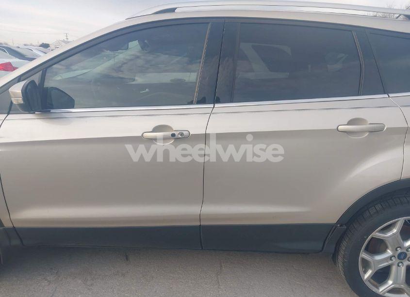 Photo 14 of 2017 Ford Escape TITANIUM (VIN 1FMCU0J93HUB91508)