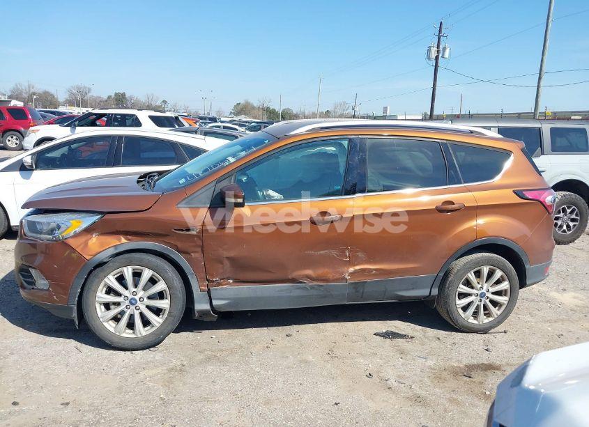 Photo 14 of 2017 Ford Escape TITANIUM (VIN 1FMCU0J93HUF10681)