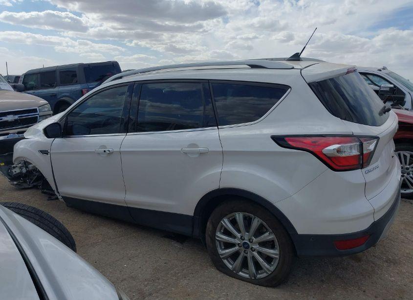 Photo 15 of 2018 Ford Escape TITANIUM (VIN 1FMCU0J93JUC08099)