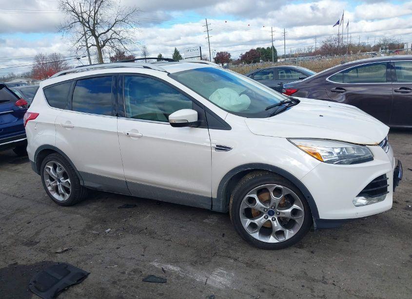 Photo 13 of 2014 Ford Escape TITANIUM (VIN 1FMCU0J94EUC51324)
