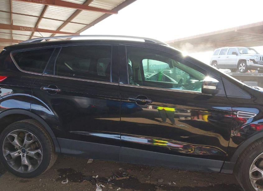 Photo 13 of 2016 Ford Escape TITANIUM (VIN 1FMCU0J94GUA44435)