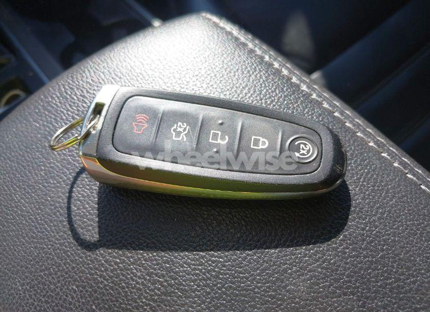 Photo 11 of 2017 Ford Escape TITANIUM (VIN 1FMCU0J94HUE20827)