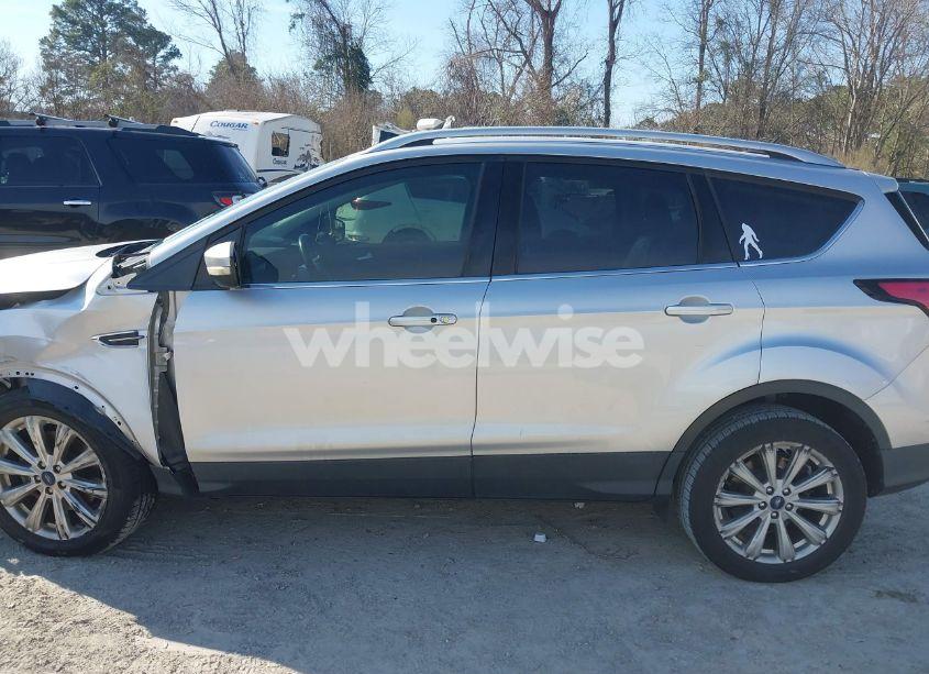 Photo 14 of 2017 Ford Escape TITANIUM (VIN 1FMCU0J94HUE20827)