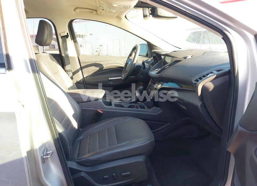 Photo 5 of 2018 Ford Escape TITANIUM (VIN 1FMCU0J94JUB44493)