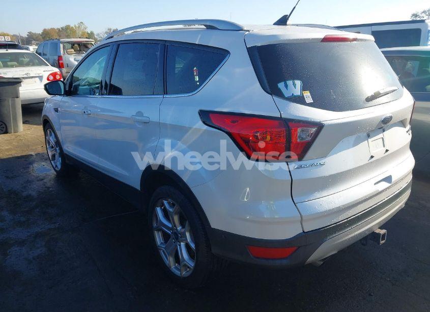 Photo 3 of 2019 Ford Escape TITANIUM (VIN 1FMCU0J94KUA88475)