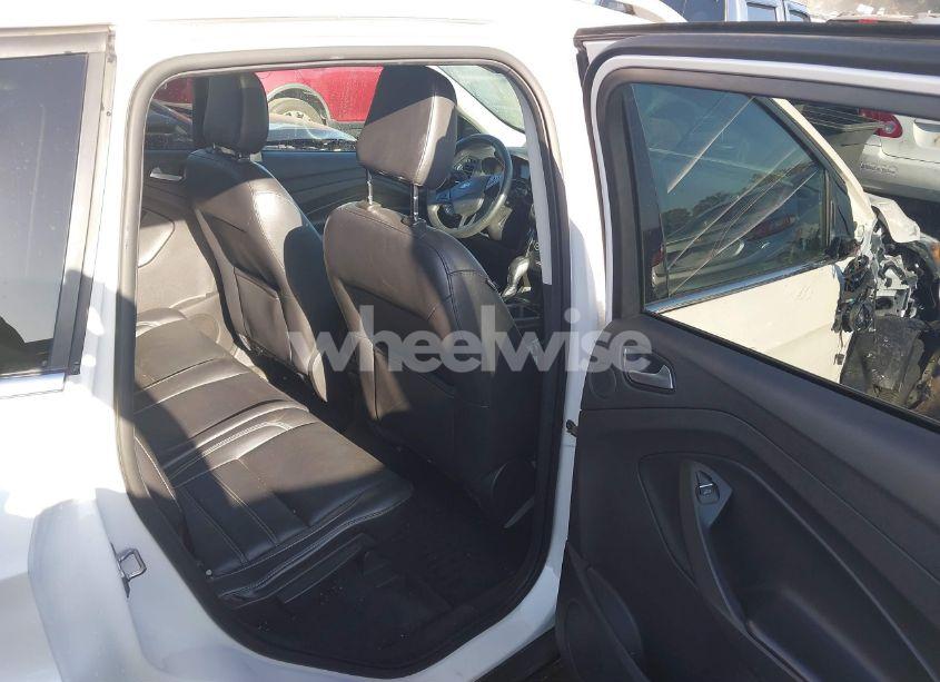 Photo 8 of 2019 Ford Escape TITANIUM (VIN 1FMCU0J94KUA88475)