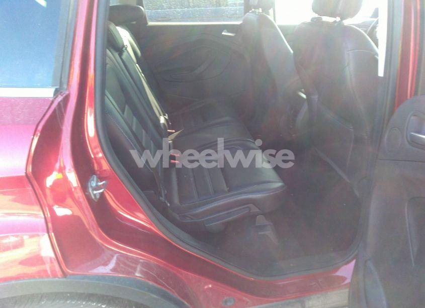 Photo 8 of 2019 Ford Escape TITANIUM (VIN 1FMCU0J94KUC22191)