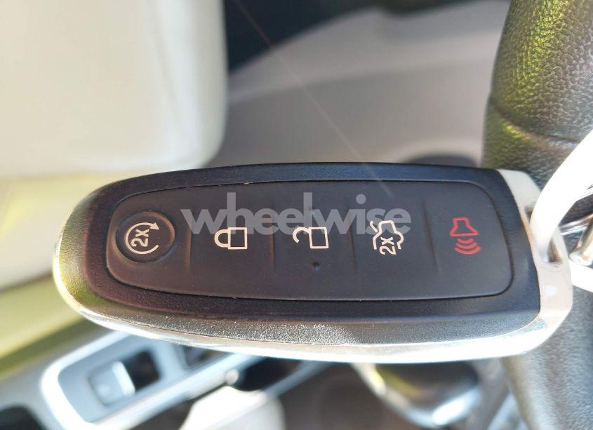 Photo 11 of 2017 Ford Escape TITANIUM (VIN 1FMCU0J95HUC28719)