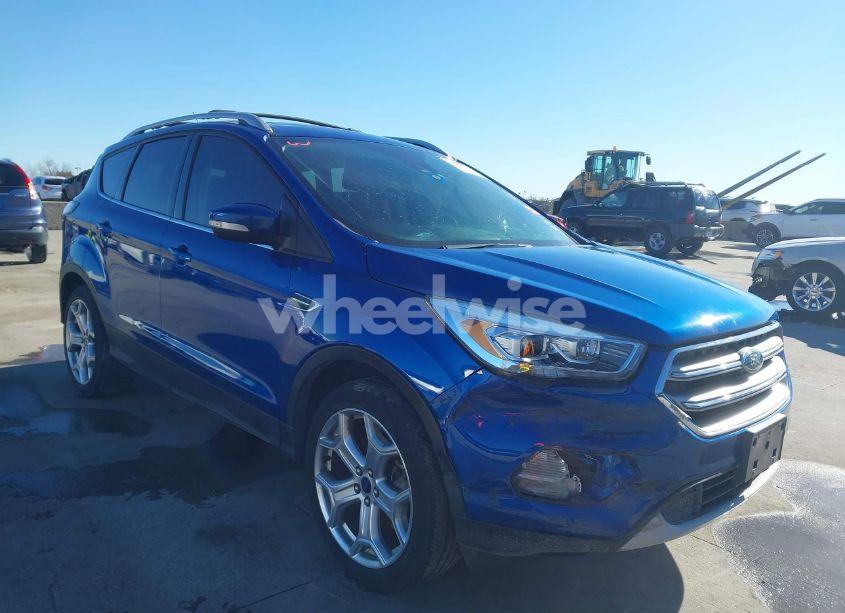 2017 Ford Escape TITANIUM (VIN 1FMCU0J95HUC33905) main photo