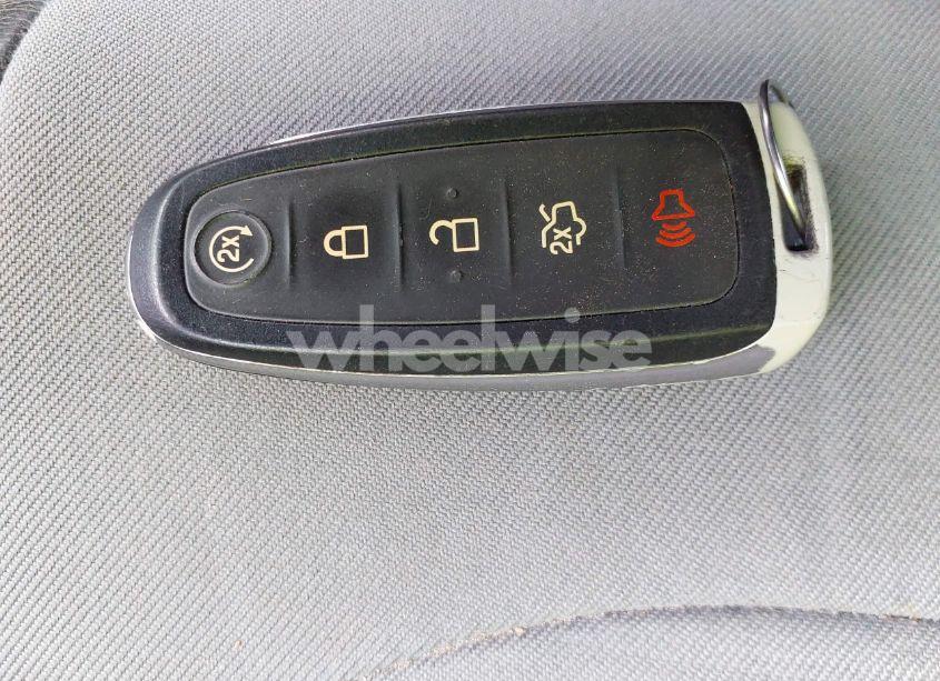 Photo 11 of 2017 Ford Escape TITANIUM (VIN 1FMCU0J95HUC34066)