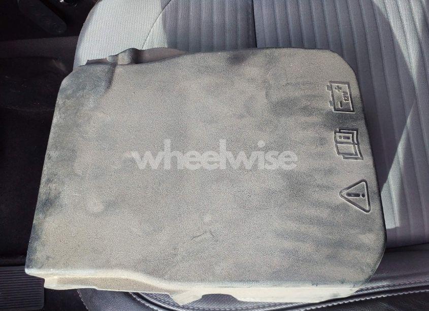 Photo 12 of 2017 Ford Escape TITANIUM (VIN 1FMCU0J95HUC34066)