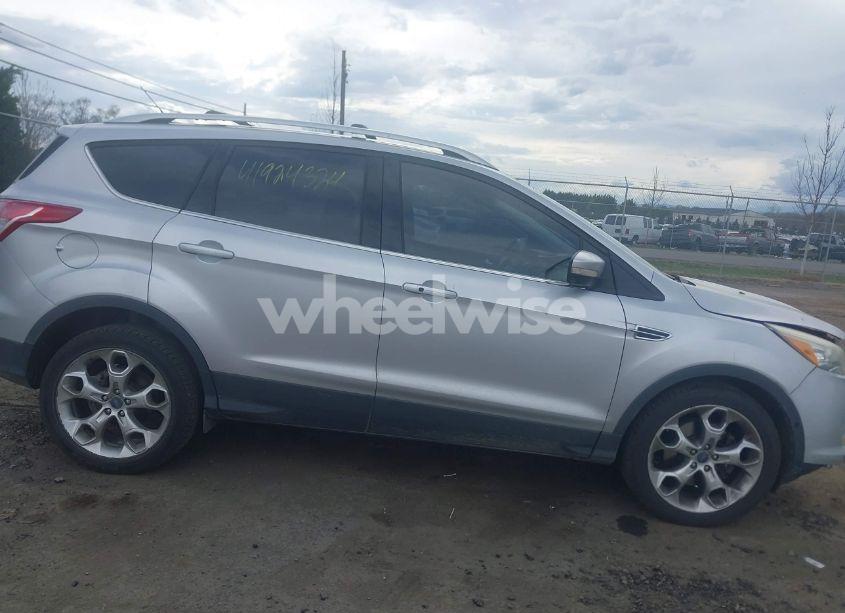 Photo 13 of 2013 Ford Escape TITANIUM (VIN 1FMCU0J96DUA19547)