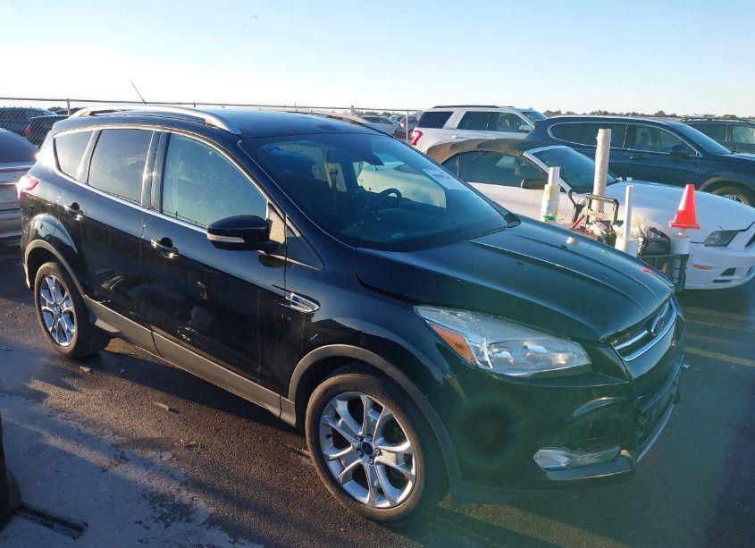 2016 Ford Escape TITANIUM (VIN 1FMCU0J96GUA75475) main photo