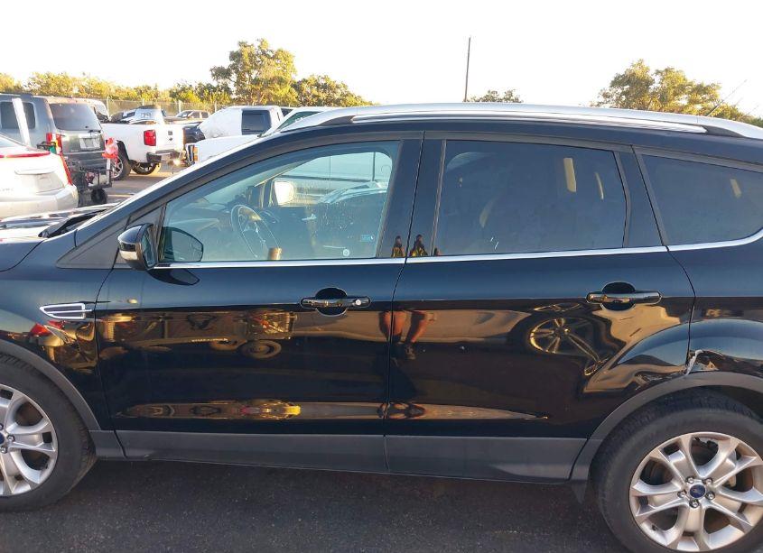 Photo 14 of 2016 Ford Escape TITANIUM (VIN 1FMCU0J96GUA75475)