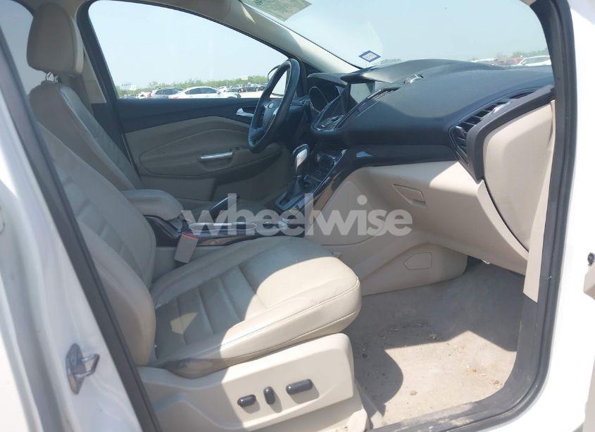 Photo 5 of 2016 Ford Escape TITANIUM (VIN 1FMCU0J96GUB82168)