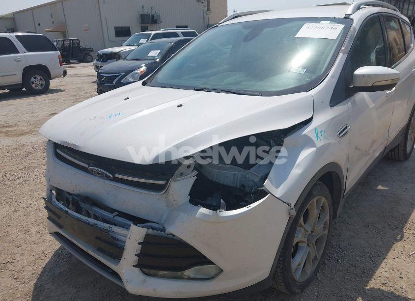 Photo 6 of 2016 Ford Escape TITANIUM (VIN 1FMCU0J96GUB82168)