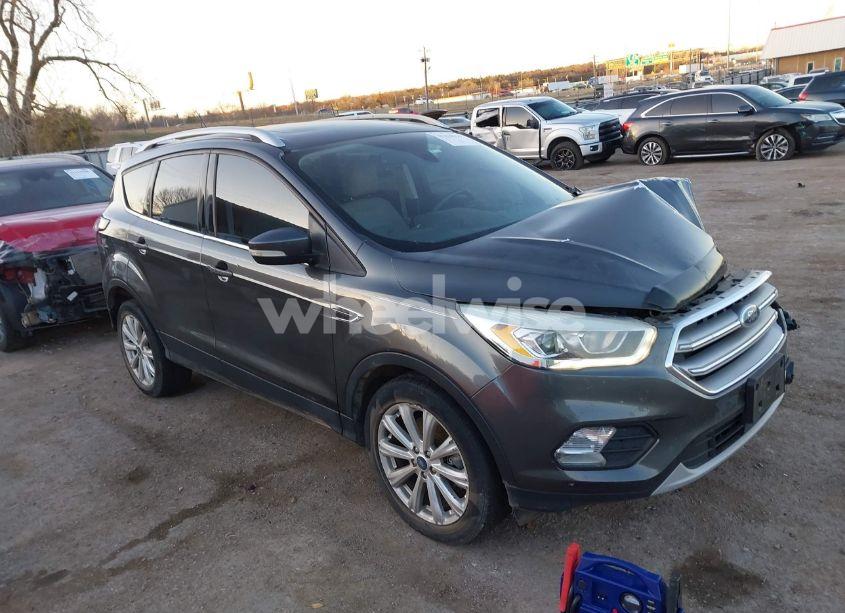2017 Ford Escape TITANIUM (VIN 1FMCU0J96HUB91258) main photo