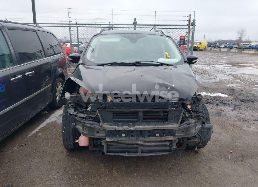 Photo 13 of 2017 Ford Escape TITANIUM (VIN 1FMCU0J96HUC94437)