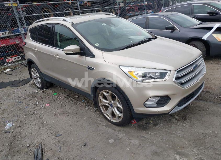 2017 Ford Escape TITANIUM (VIN 1FMCU0J96HUE13085) main photo